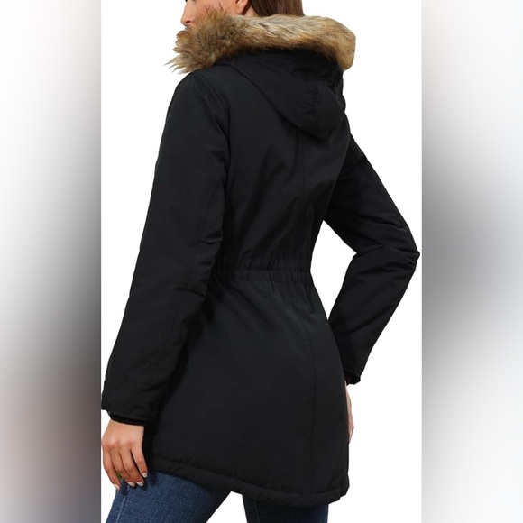 Abercrombie & Fitch Women’s Water/Wind Resistant Padded Winter Parka - Size M - Picture 3 of 15